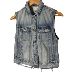 AEO American Eagle Outfitters Distressed Denim Vest Button Down Size Small